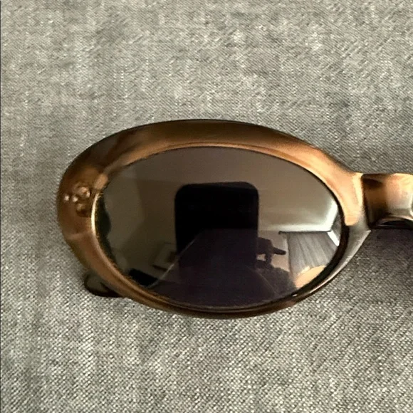 Authentic Vintage Gucci Sunglasses GG 2413/N/S 5NR Brown on Black Oval 52 mm - Picture 2 of 10